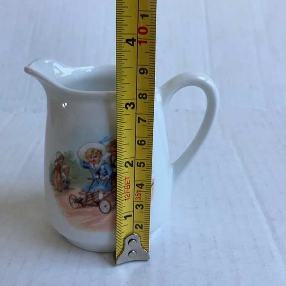 Vtg Germany child's white pitcher dog play - Picture 11 of 12